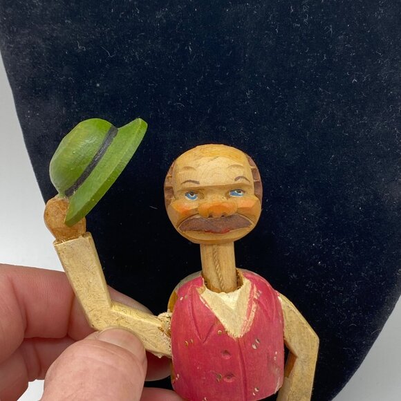 Vintage Mechanical Hand-Carved Wooden Wine Cork Stopper Animated Drinker - Picture 5 of 10